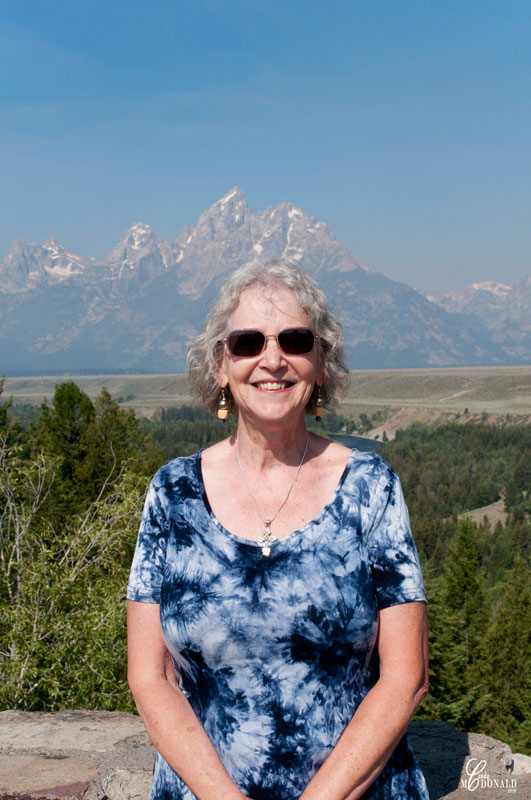 Caryn-posing-at-Snake-River-Overlook