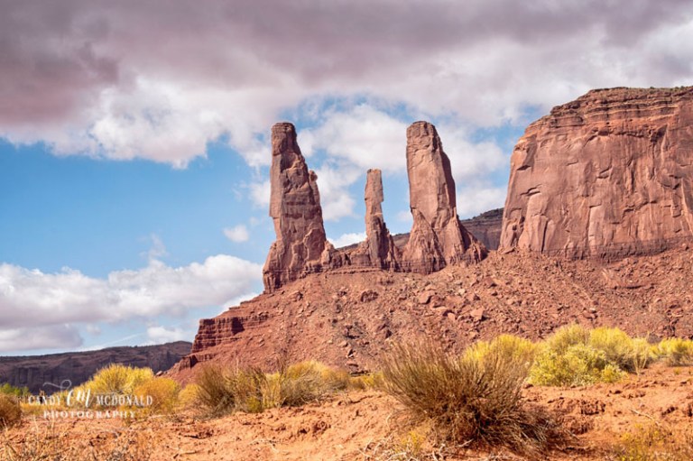 Monument Valley 3 sisters DSC_0022